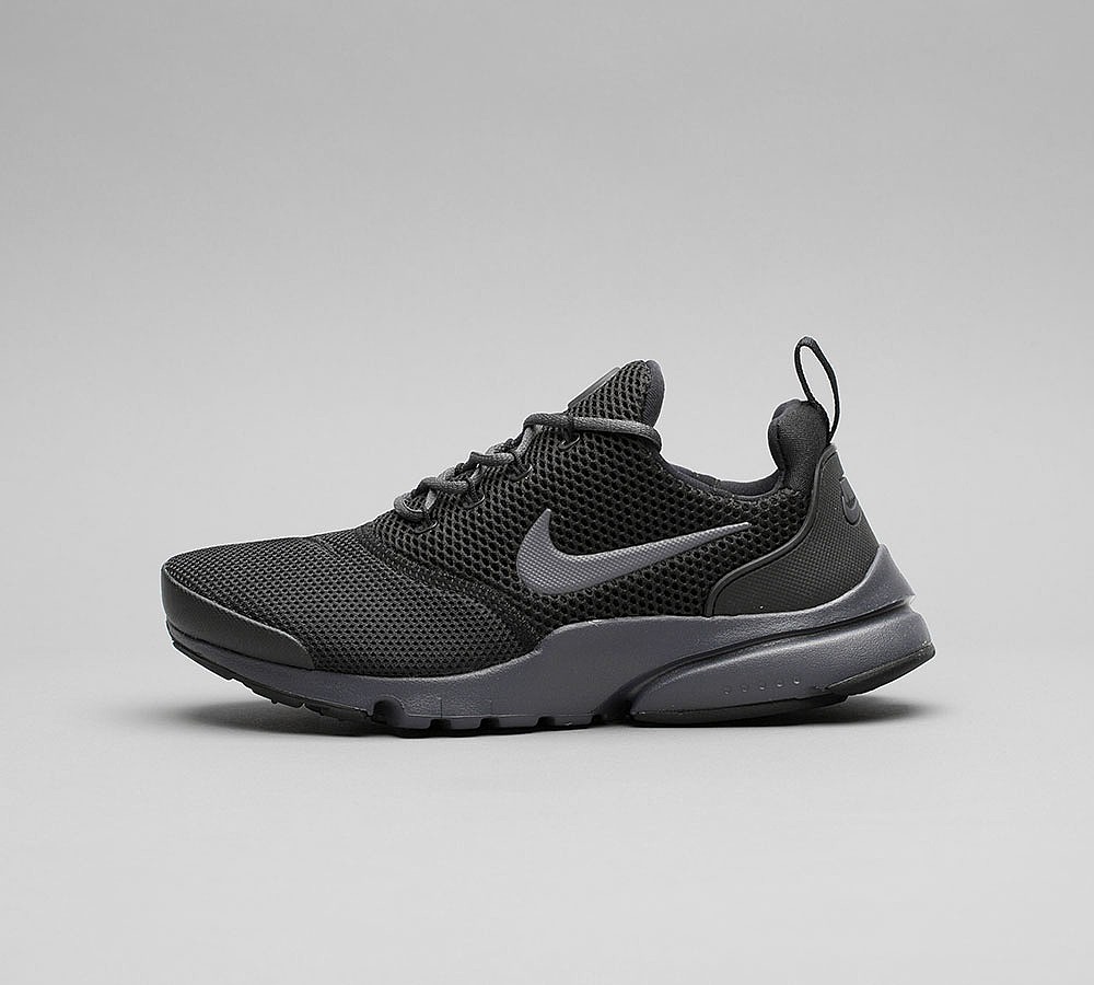 Nike Junior Presto Fly Trainer | Black / Black / Anthracite