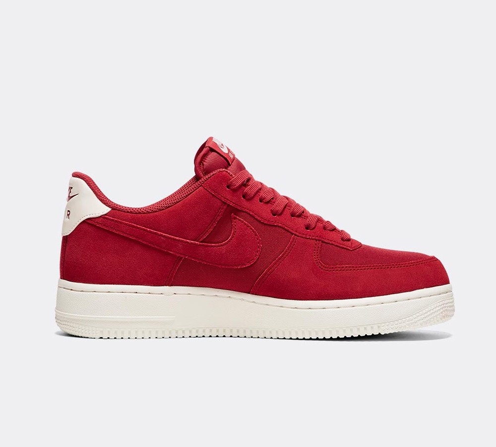 Nike Air Force 1 Trainer - Red / Red / Sail