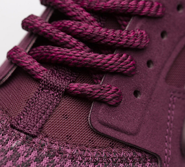 Nike Infant Air Huarache Run Ultra SE Trainer | Bordeaux / White