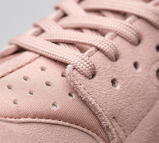 Nikes Air Huarache Run Premium Trainer | Particle Pink