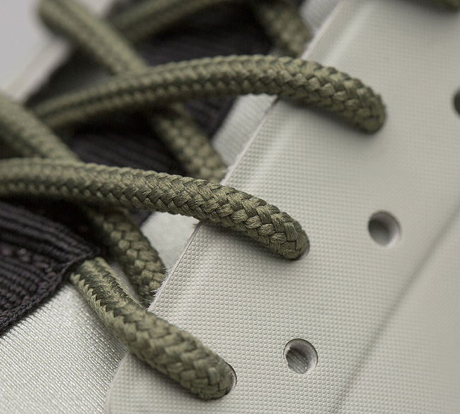 Nike Air Huarache Run Ultra Trainer | Pale Grey / Khaki / White