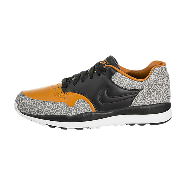 Nike Air Safari QS - Black / Monarch