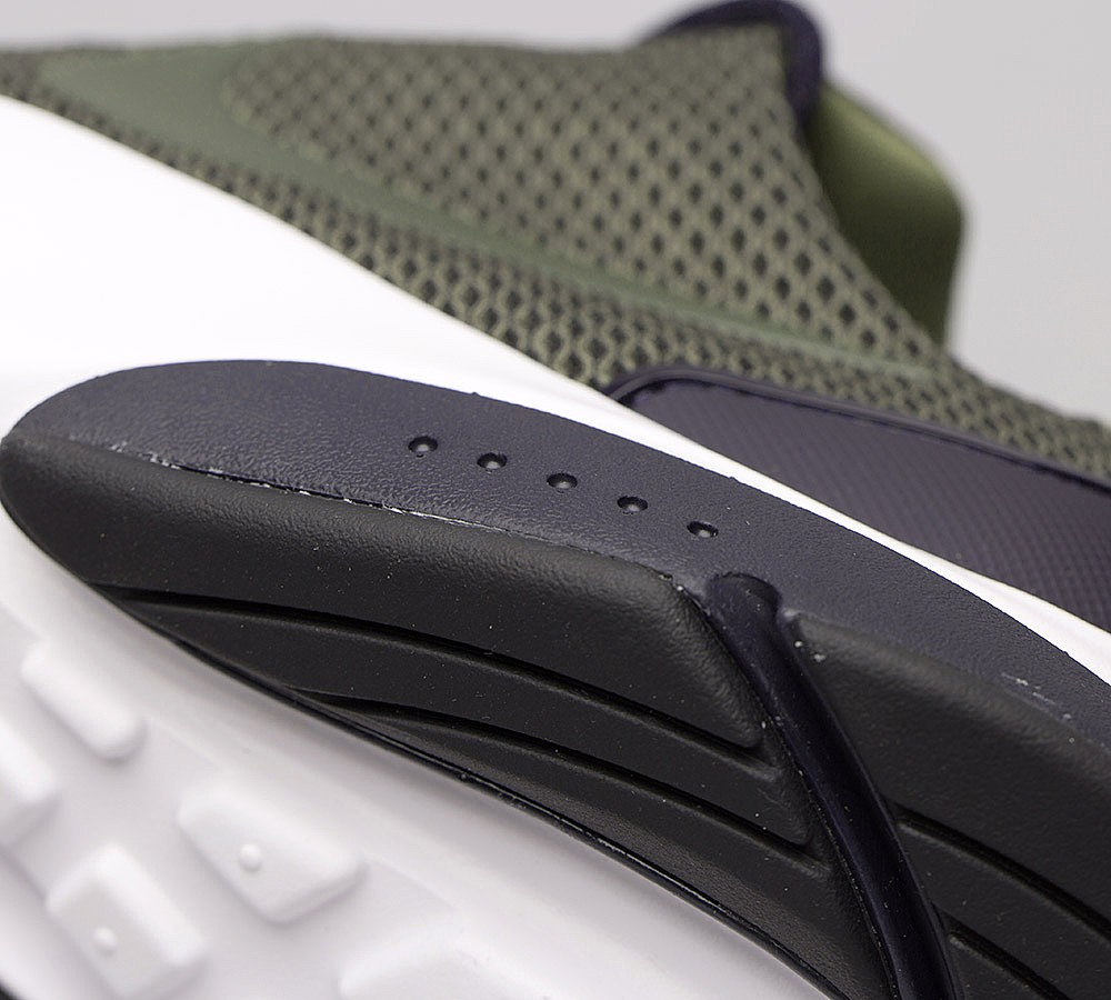 Nike Presto Fly SE Knit Trainer | Medium Olive / Cargo Khaki