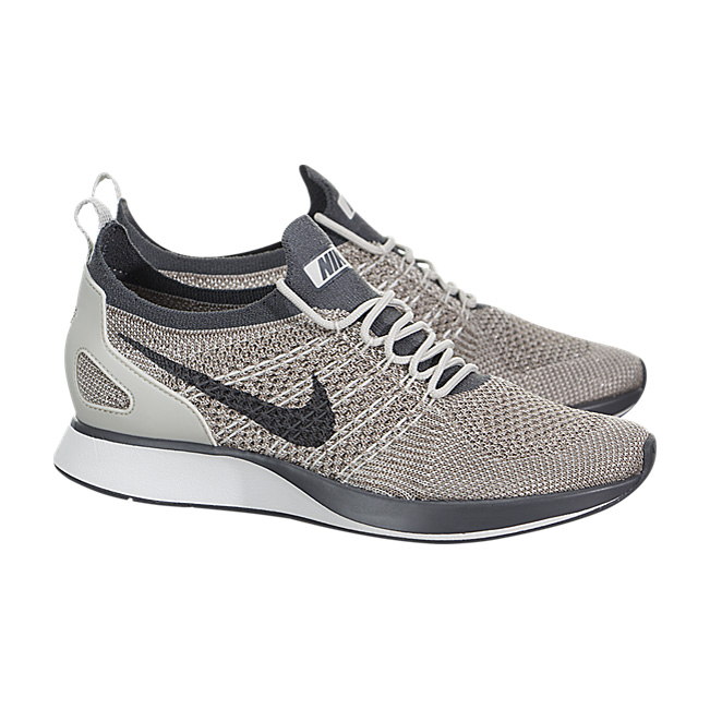 Nike Women Air Zoom Mariah Racer - Pale Grey / Dark Grey