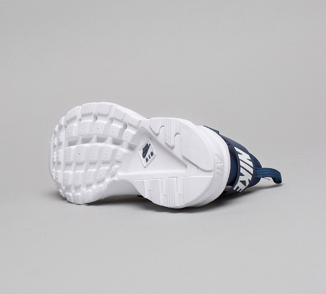 Nike Junior Air Huarache Run Ultra Trainer | Navy / White