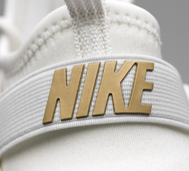 Nike Infant Huarache Run Ultra Trainer | White / Gold