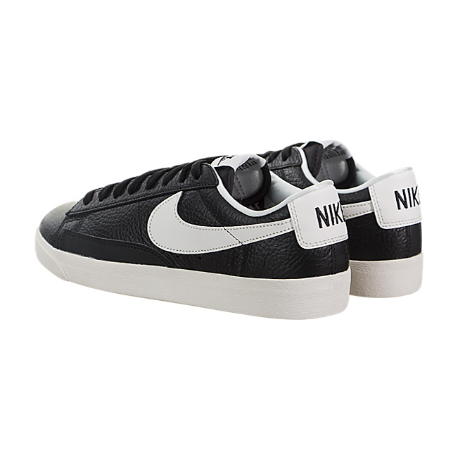 Nike Women Blazer Low - Black / Ivory-White-Sail