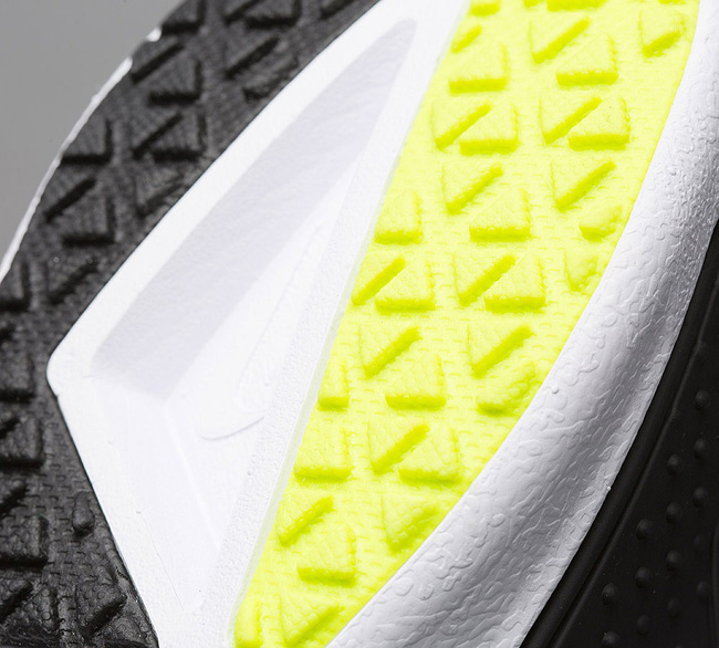 Nike Air Huarache Drift Trainer | Volt / Black / White