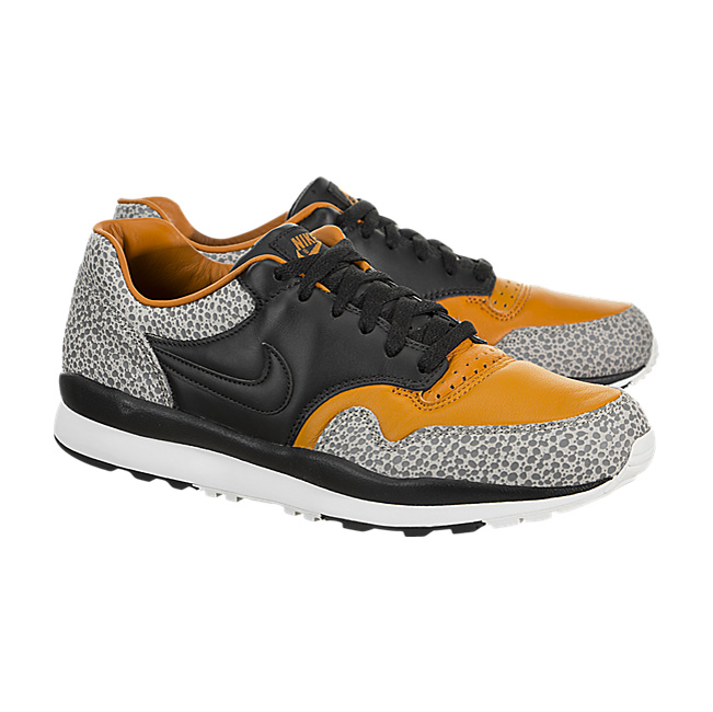 Nike Air Safari QS - Black / Monarch