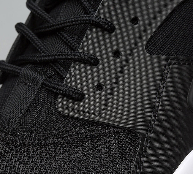 Nike Air Huarache Run Ultra Trainer | Black / White