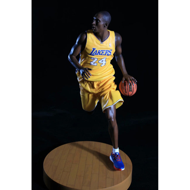 Kobe Bryant 1/6 Scale Figure