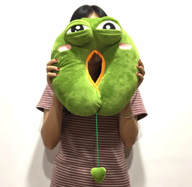 Pepe Neck Cushion