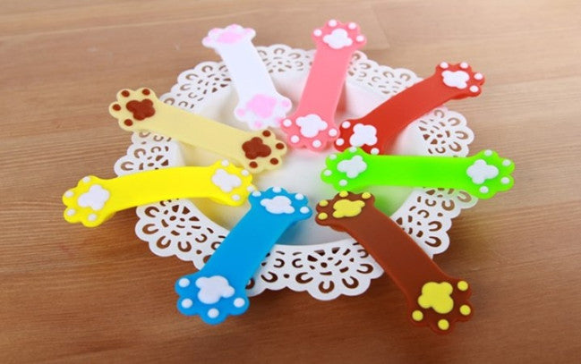 Cat Paw Suction Cup Station Cord Wrapper For Mobile Phones and Tablets