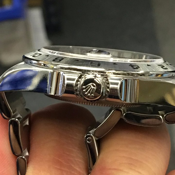 Explorer II Multiple dial options 42mm