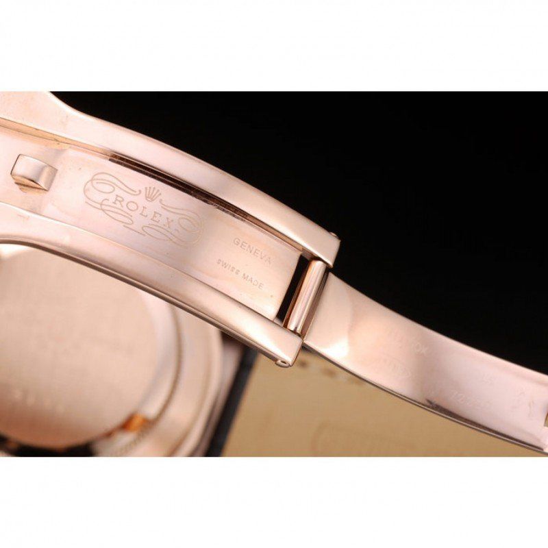 rol€x Daytona Rose Gold Case Black Dial Black Leather Strap