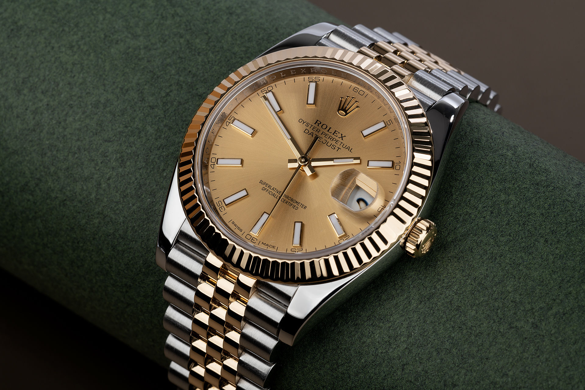 rol€x Oyster Perpetual Datejust 41 Watch 126333-0010