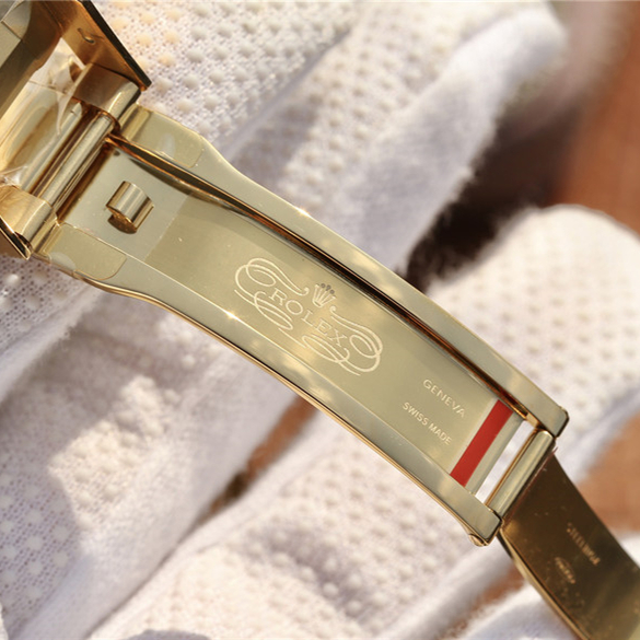 rol€x GMT-Master II REF 116758SARU