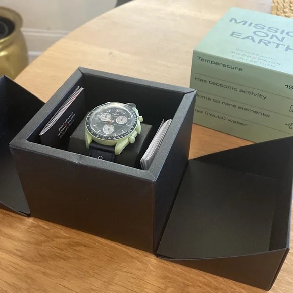 Bioceramic Moonswatch Mission To Earth SO33G100