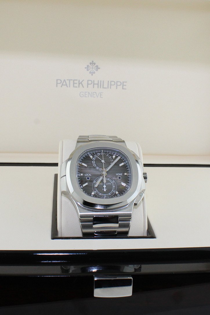 PAT€K PHIL!PPE Nautilus Travel Time Chronograph Stainless Steel Automatic Men's Watch 5990-1A-001