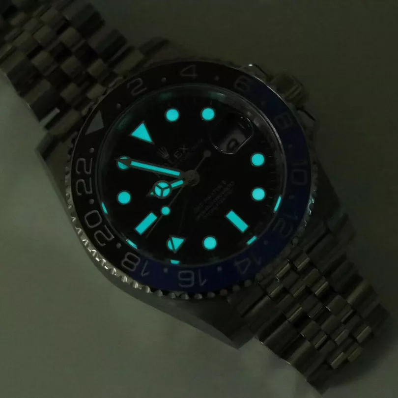 rol€x GMT-Master II 'Pepsi' 126710BLRO
