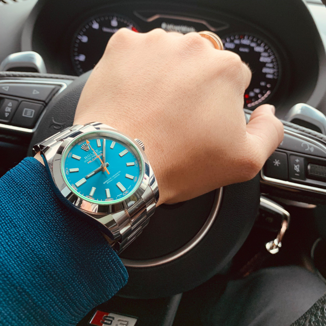 rol€x Oyster Perpetual Milgauss 116400gv Series