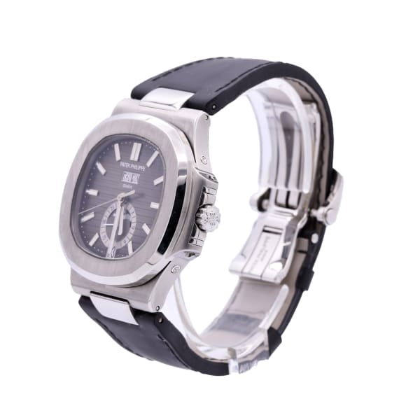 PAT€K PHIL!PPE Nautilus, 40.5mm, Stainless Steel, Black Dial, 5726A-001