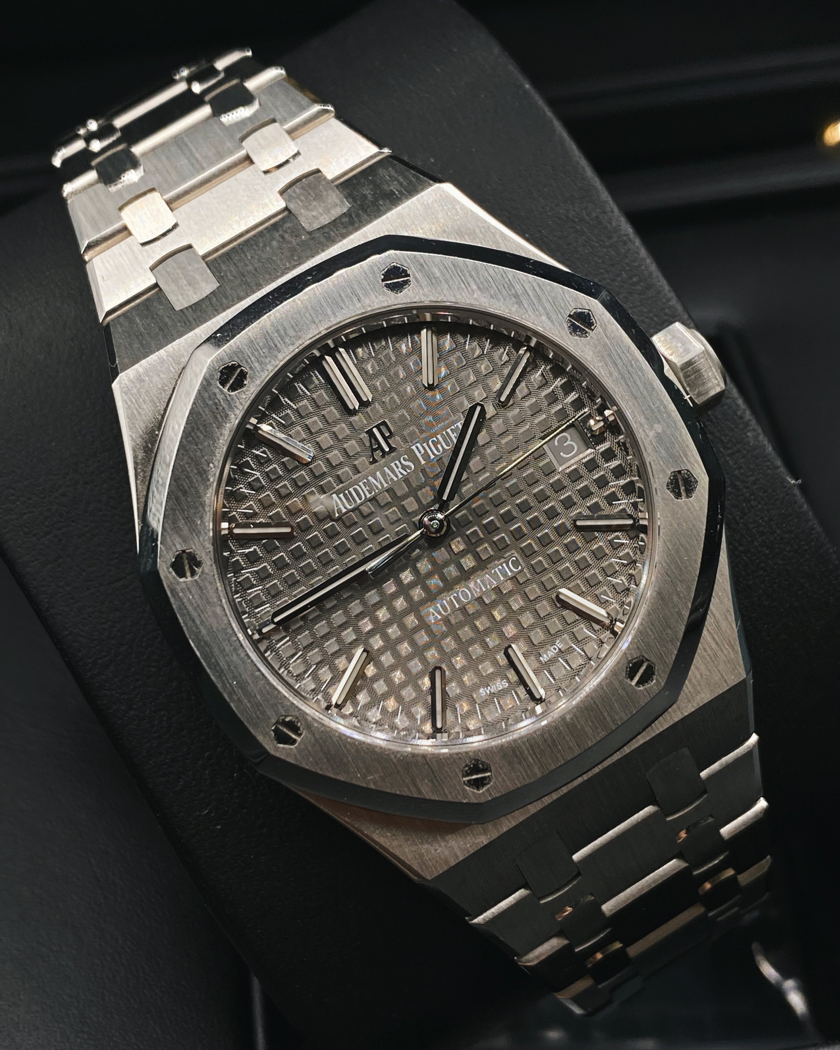 AUDEM@RS P!GUET Royal Oak Selfwinding, Grey dial, 37mm, Stainless steel, 15450ST.OO.1256ST.02