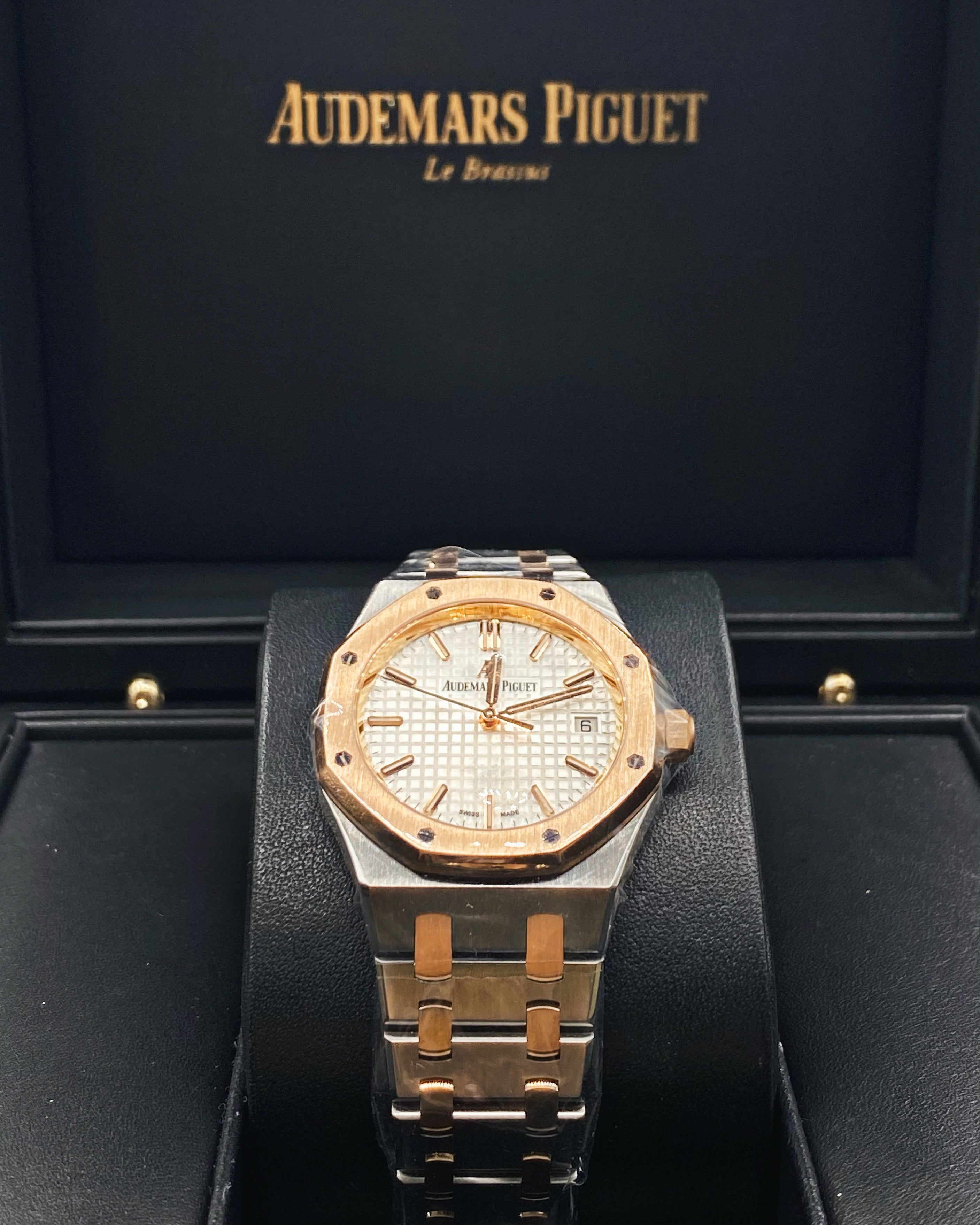 AUDEM@RS P!GUET Royal Oak Selfwinding Silver dial, 37mm, Steel and 18k Rose gold,