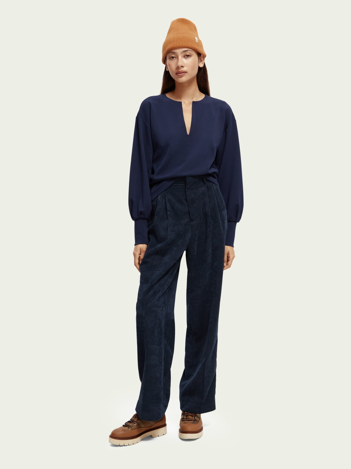 V-Neck Voluminous Sleeved Sweater | scotch & soda outlet