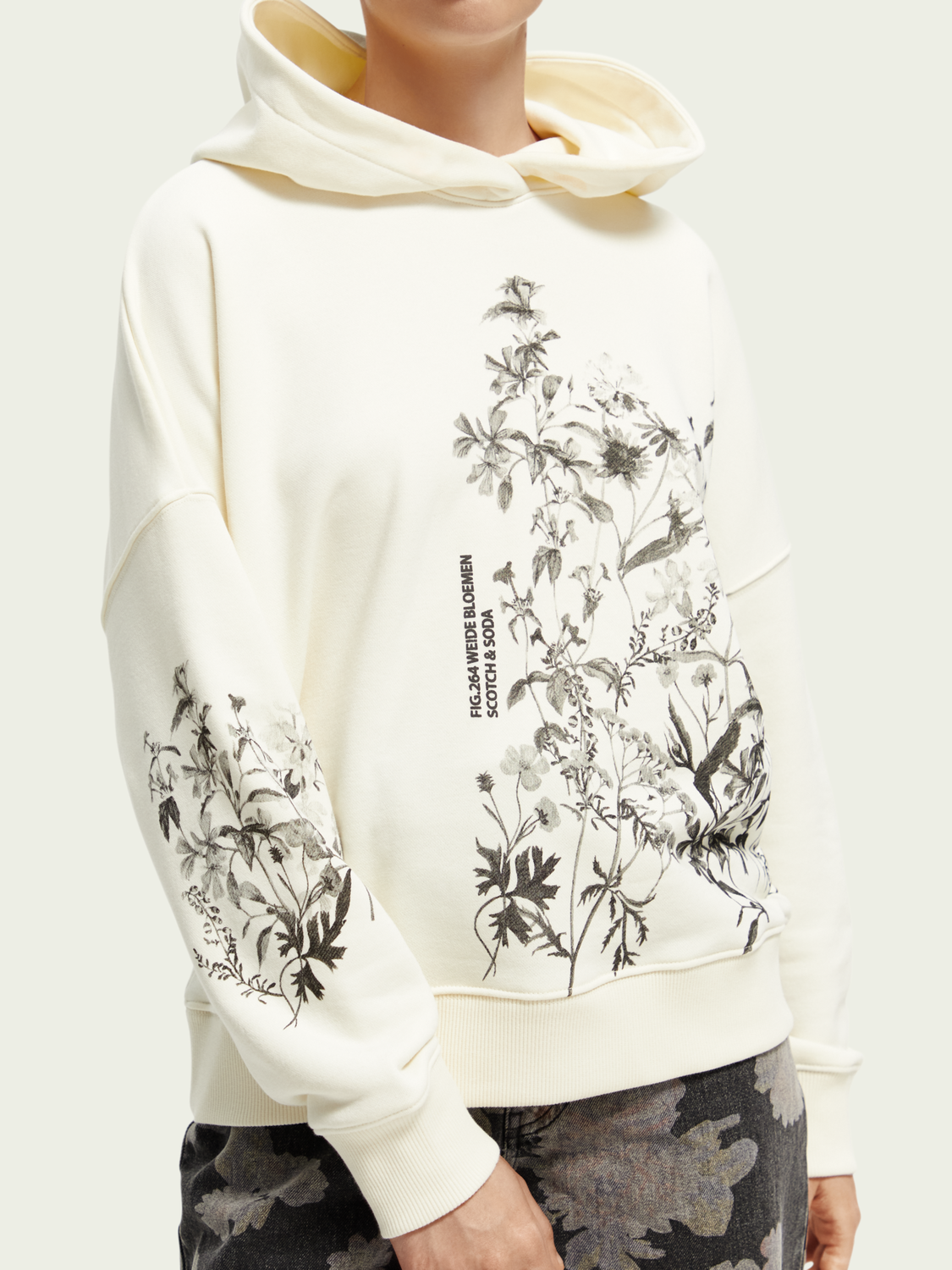 Loose Fit Artwork Hoodie | scotch & soda outlet