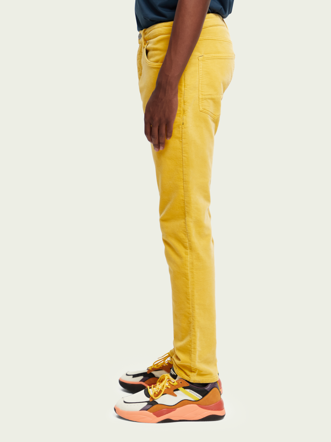 Ralston Regular Slim Corduroy Pants | Scotch And Soda Outlet