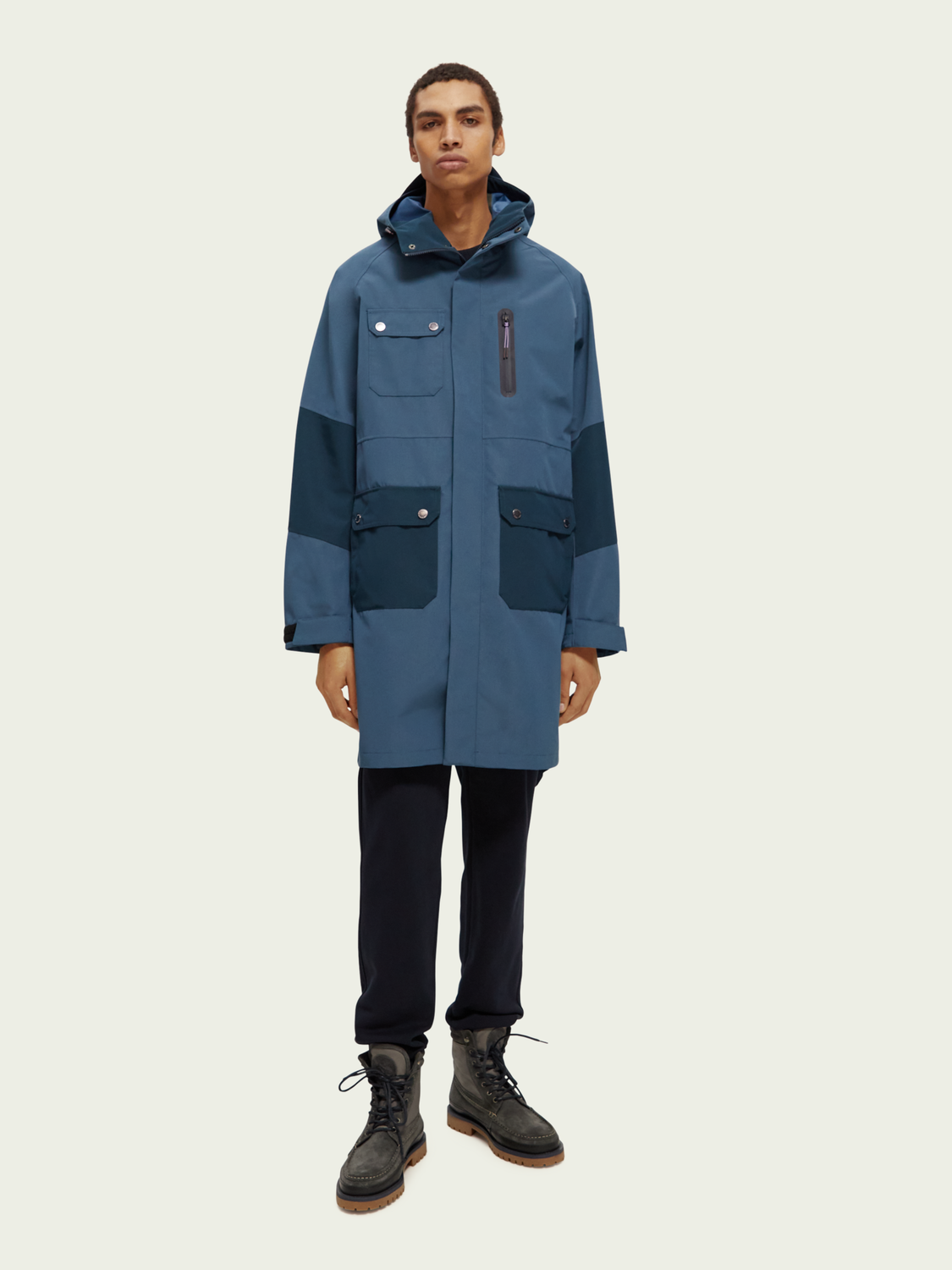 Unisex Water-Repellent Colour-Block Raincoat With Removable Vest | scotch & soda outlet