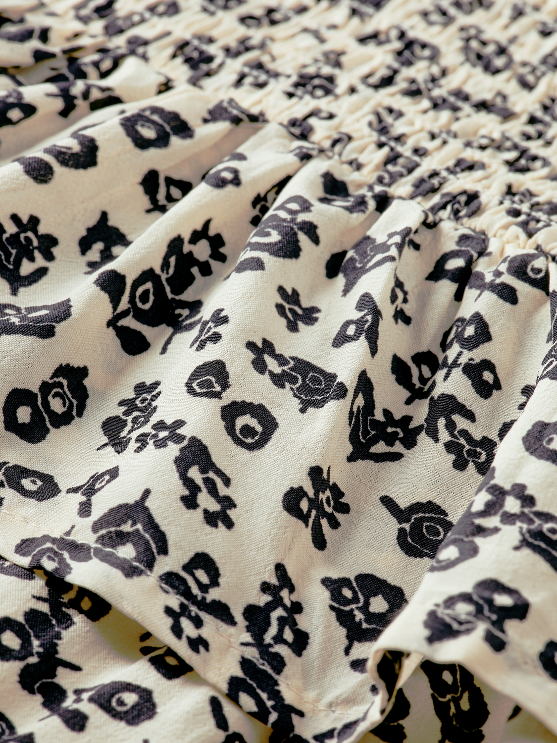 Frilled Long Sleeved Dress With Smocked Collar | scotch & soda outlet