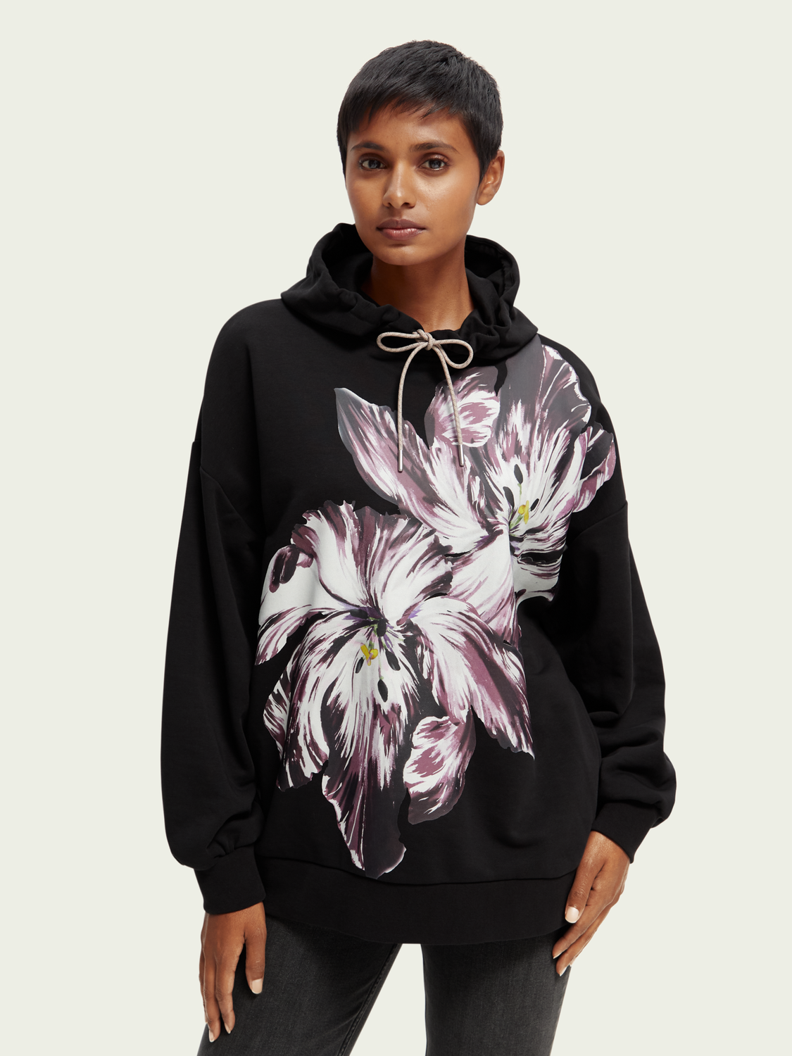 Oversized Tulip Painted Hoodie | scotch & soda outlet