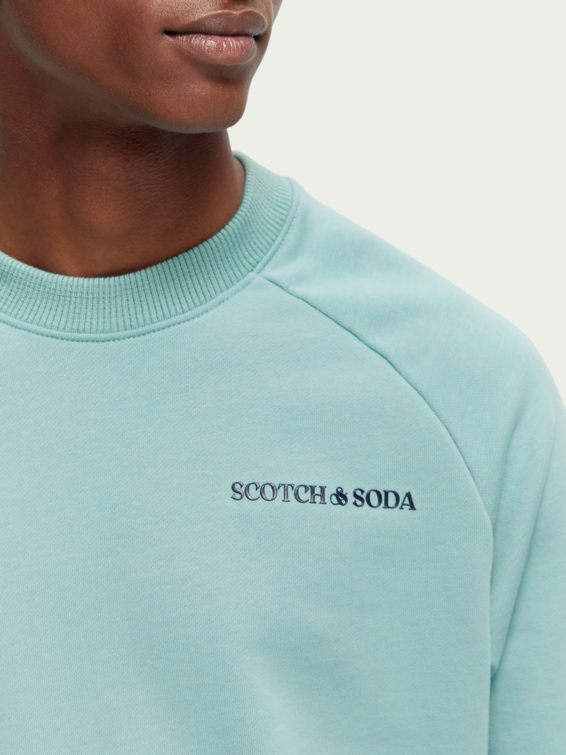 Unisex Organic Cotton Crewneck Sweatshirt | scotch & soda outlet
