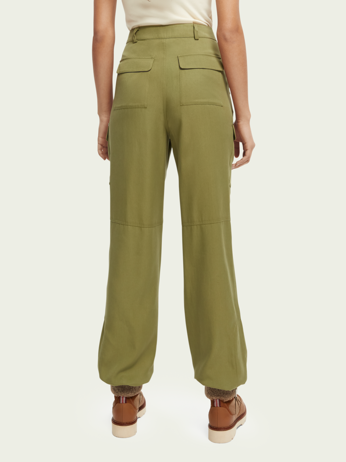Lara High-Rise Straight Leg Cargo Trousers | scotch & soda outlet