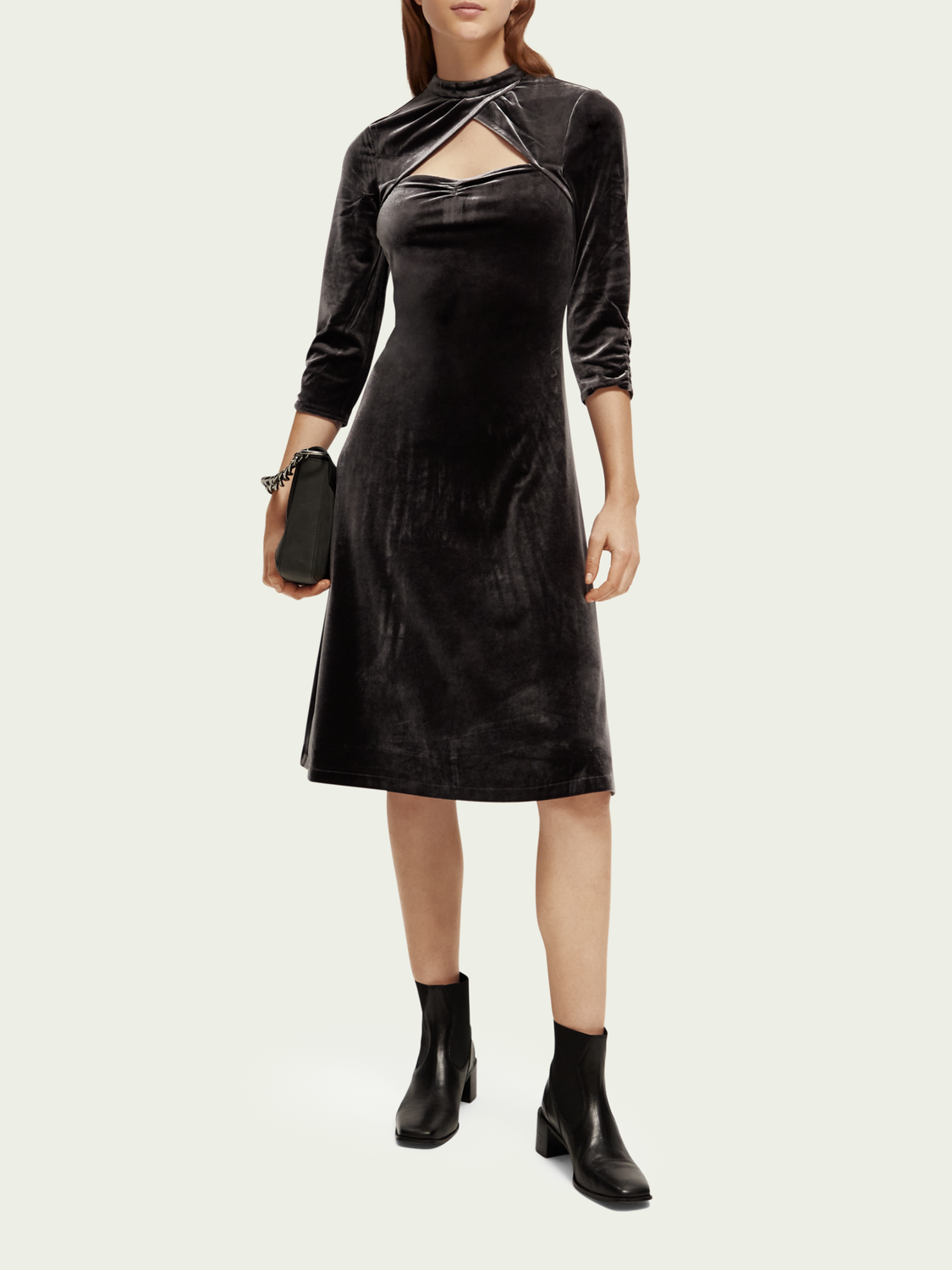 Cut-Out Velvet Midi Dress | scotch & soda outlet