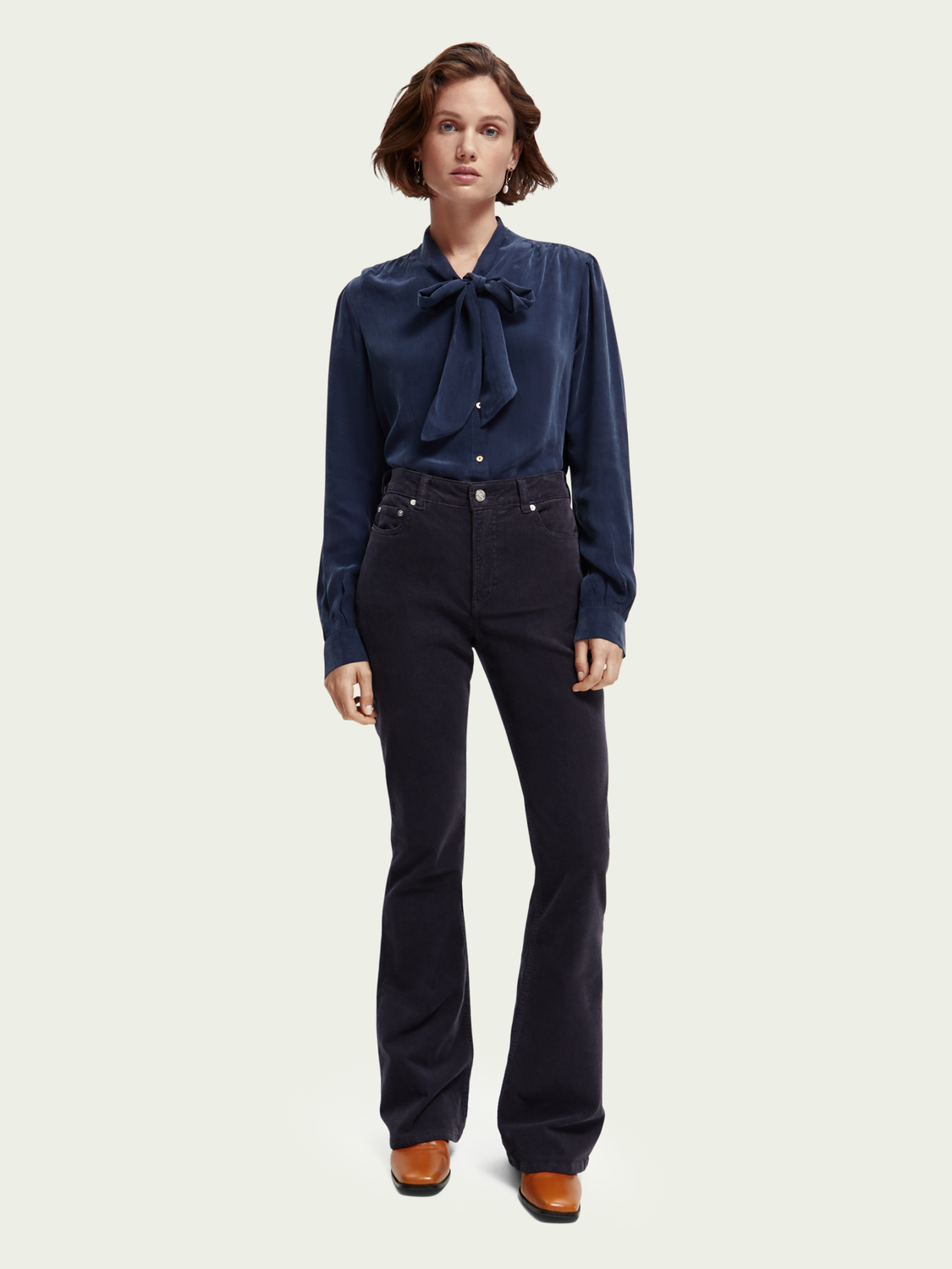 The Charm Garment-Dyed Corduroy Flare | scotch & soda outlet