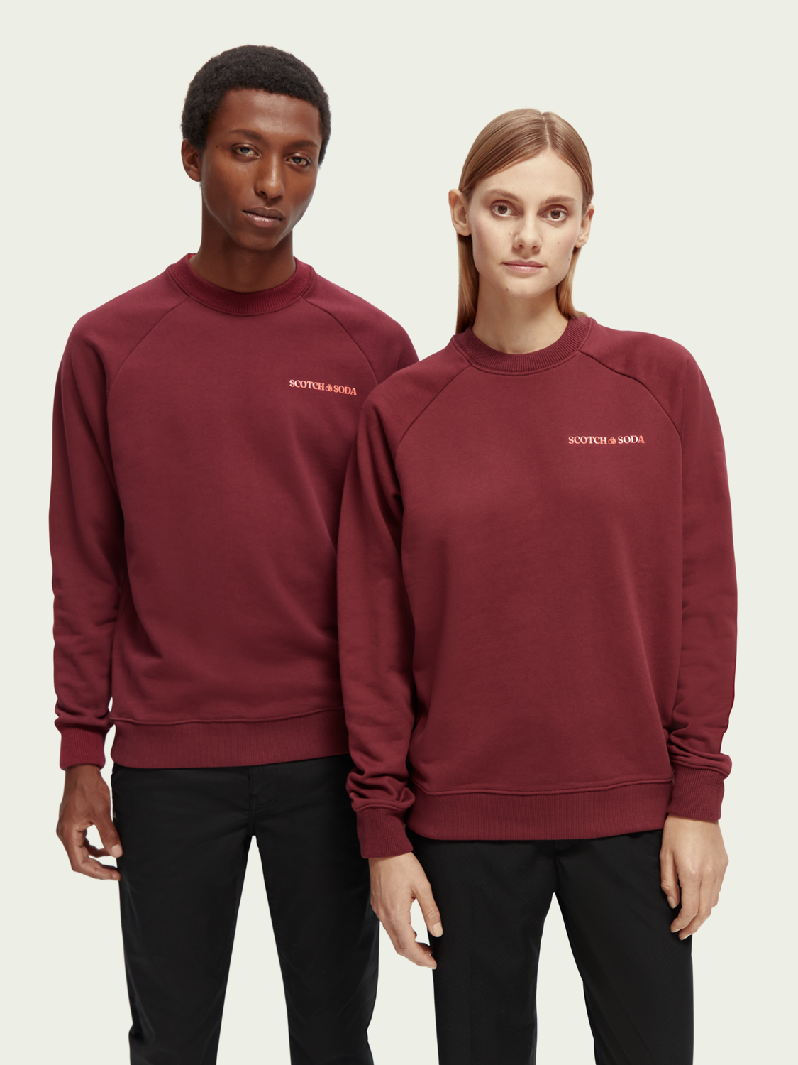 Unisex Organic Cotton Crewneck Sweatshirt | scotch & soda outlet