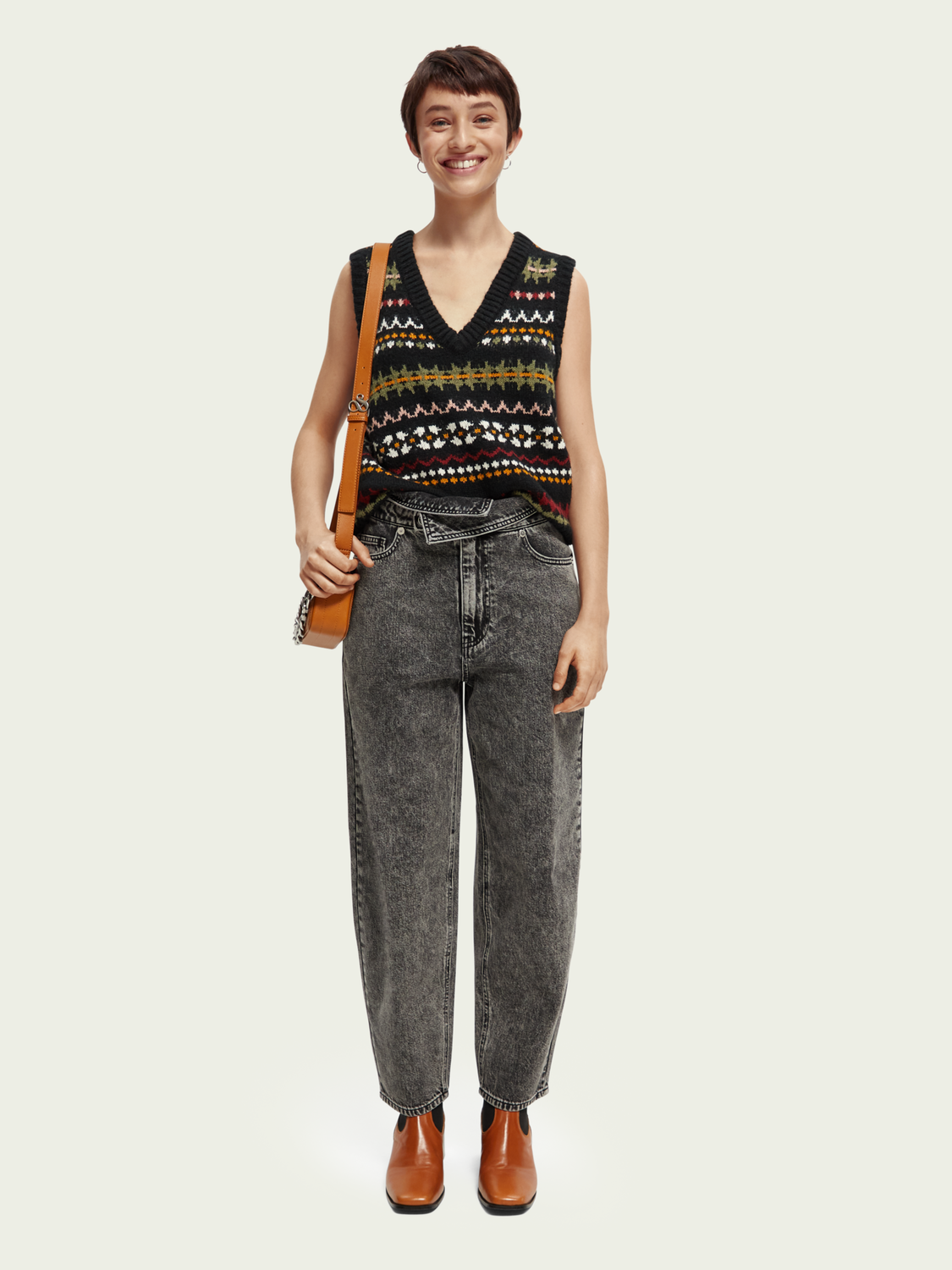 Relaxed Fit Fair Isle Knit V-Neck Vest | scotch & soda outlet