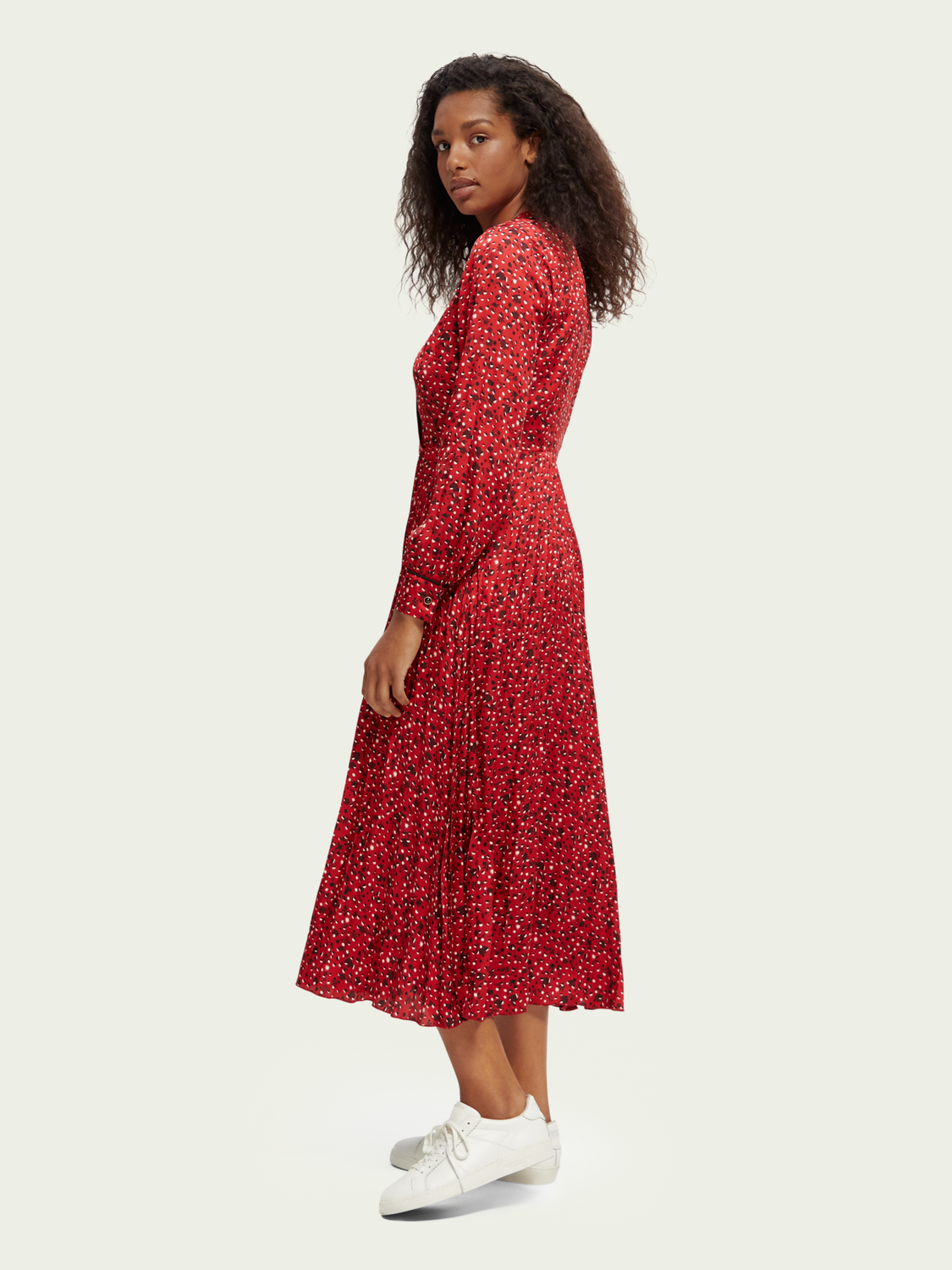 Long-Sleeved Pleated Midi Dress | scotch & soda outlet