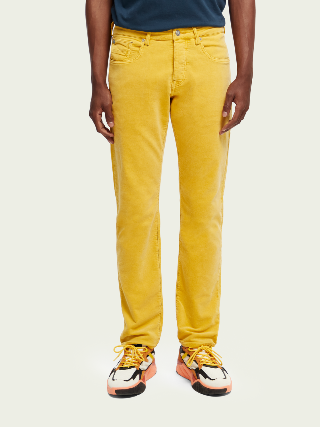 Ralston Regular Slim Corduroy Pants | Scotch And Soda Outlet