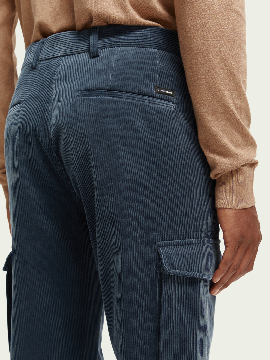 Stuart Corduroy Cargo Pant | Scotch And Soda Outlet