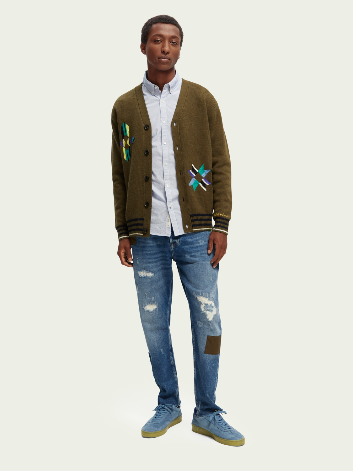 Patched-On Artwork V-Neck Cardigan | Scotch And Soda Outlet