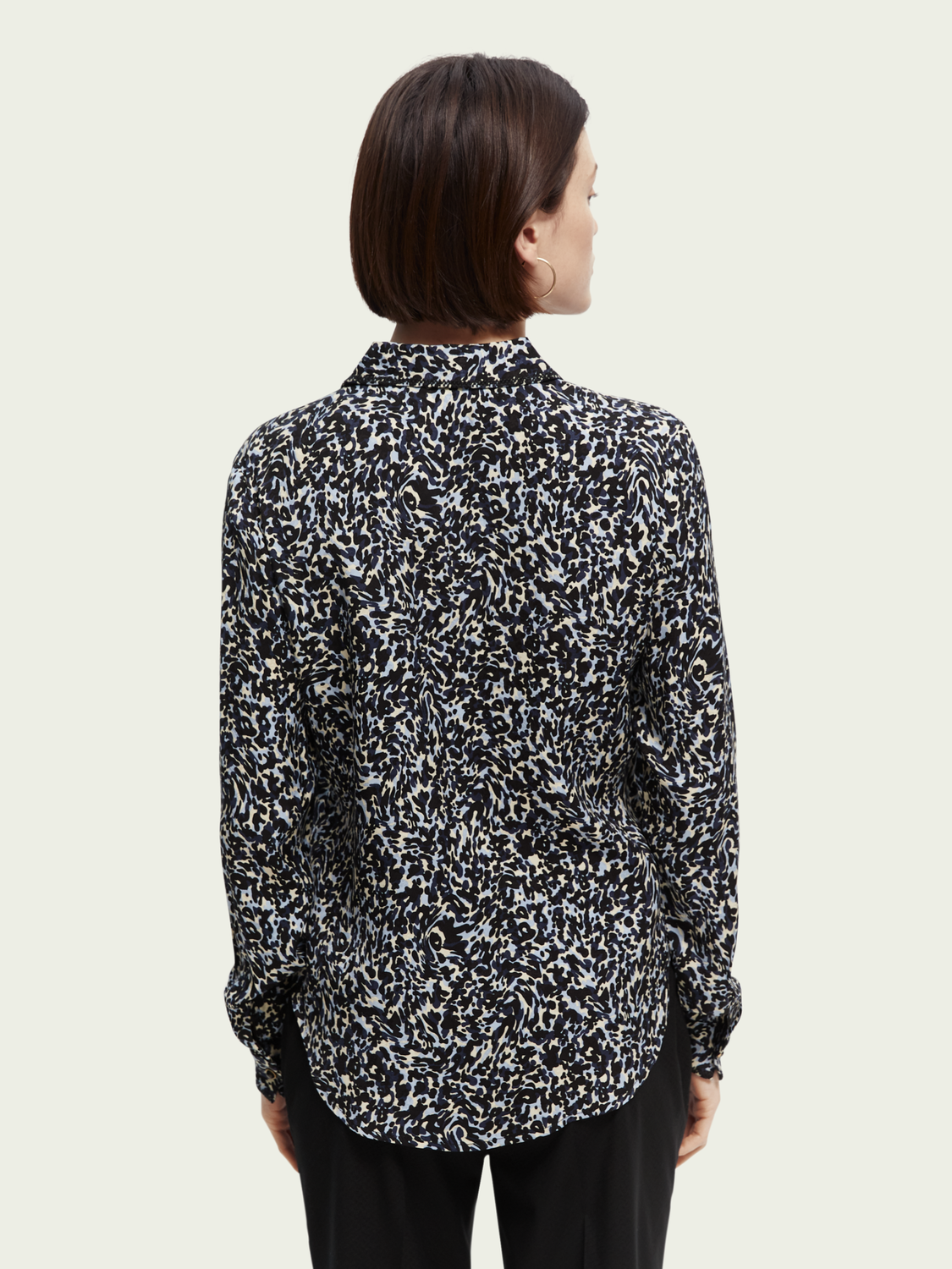Long-Sleeve Jacquard Shirt With Embroidered Trimming | scotch & soda outlet