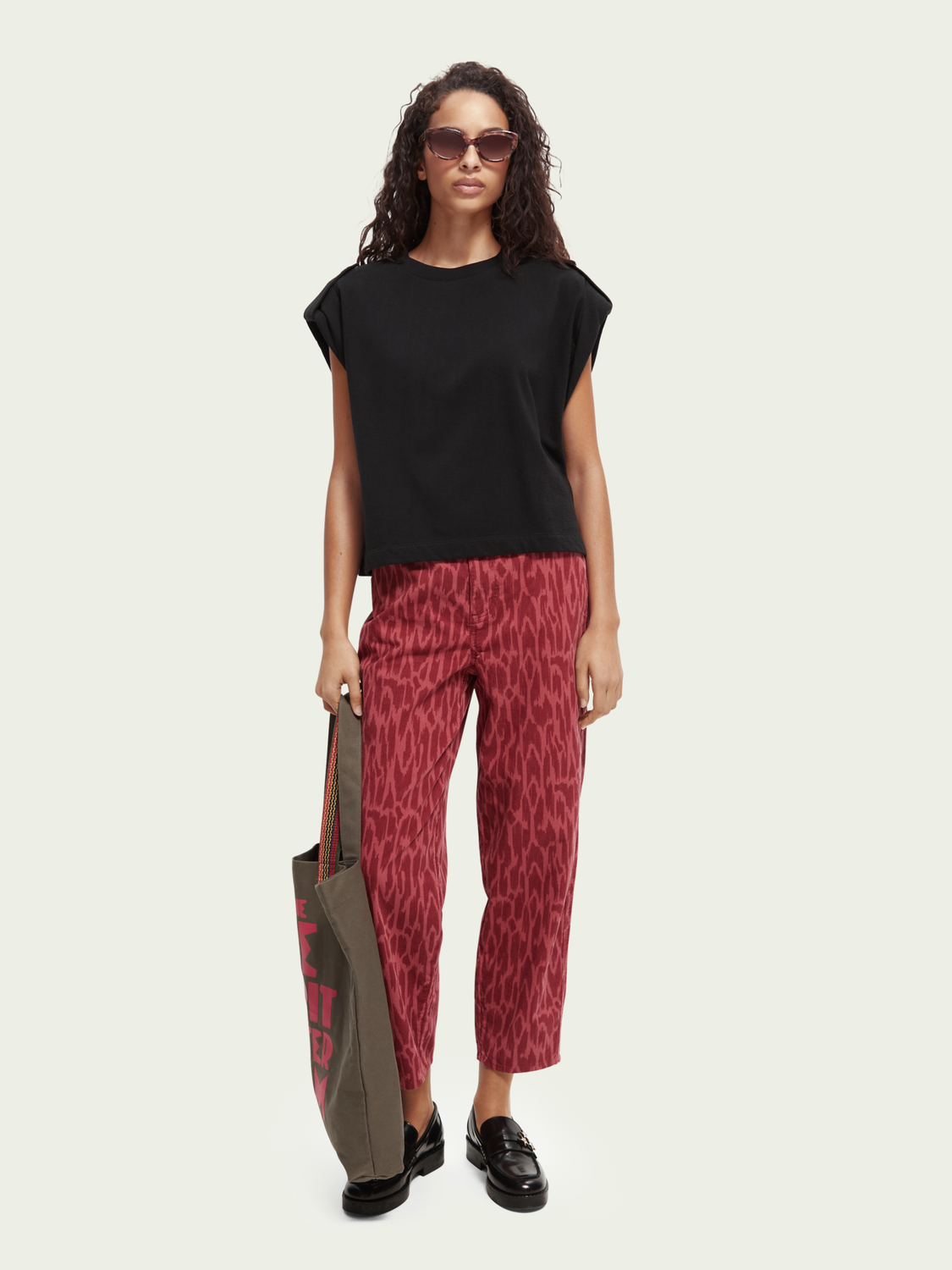 Organic Cotton T-Shirt With Squared Shoulders | scotch & soda outlet