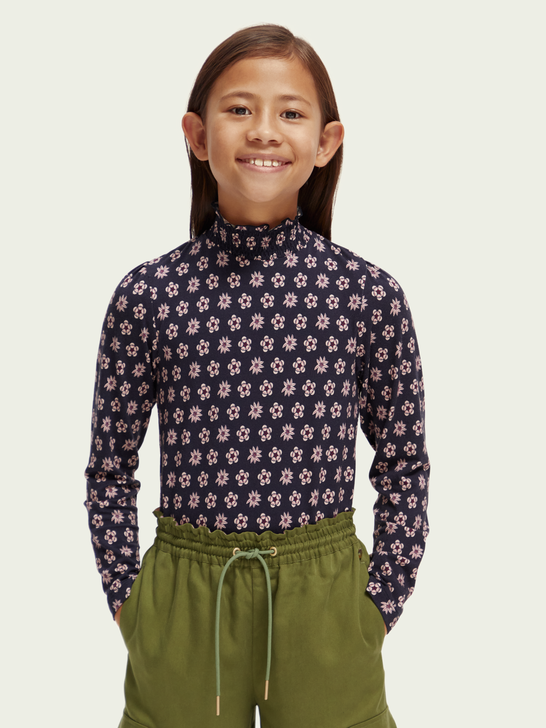 Slim Fit Printed Long-Sleeved Smocked-Neck T-Shirt