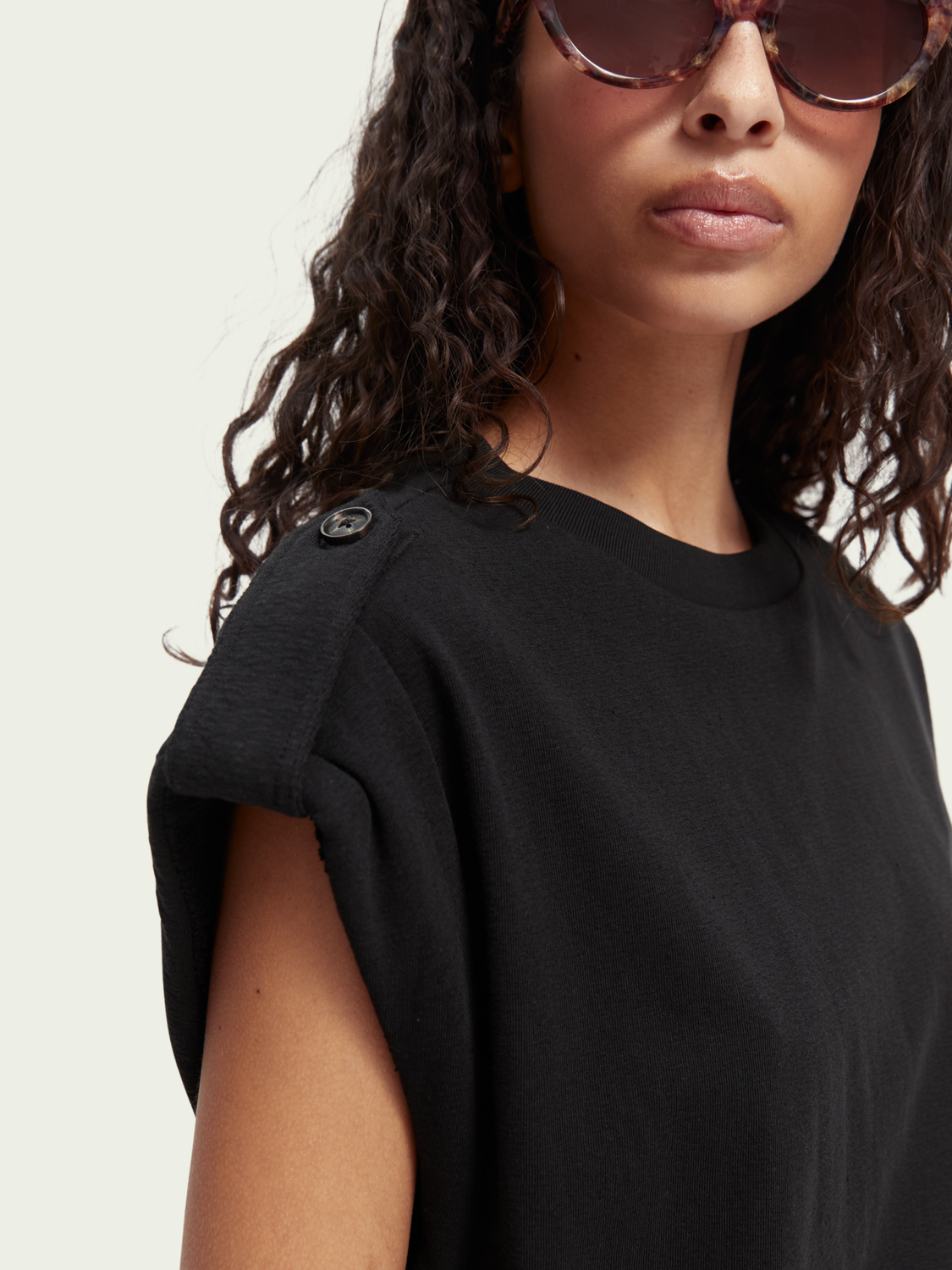 Organic Cotton T-Shirt With Squared Shoulders | scotch & soda outlet