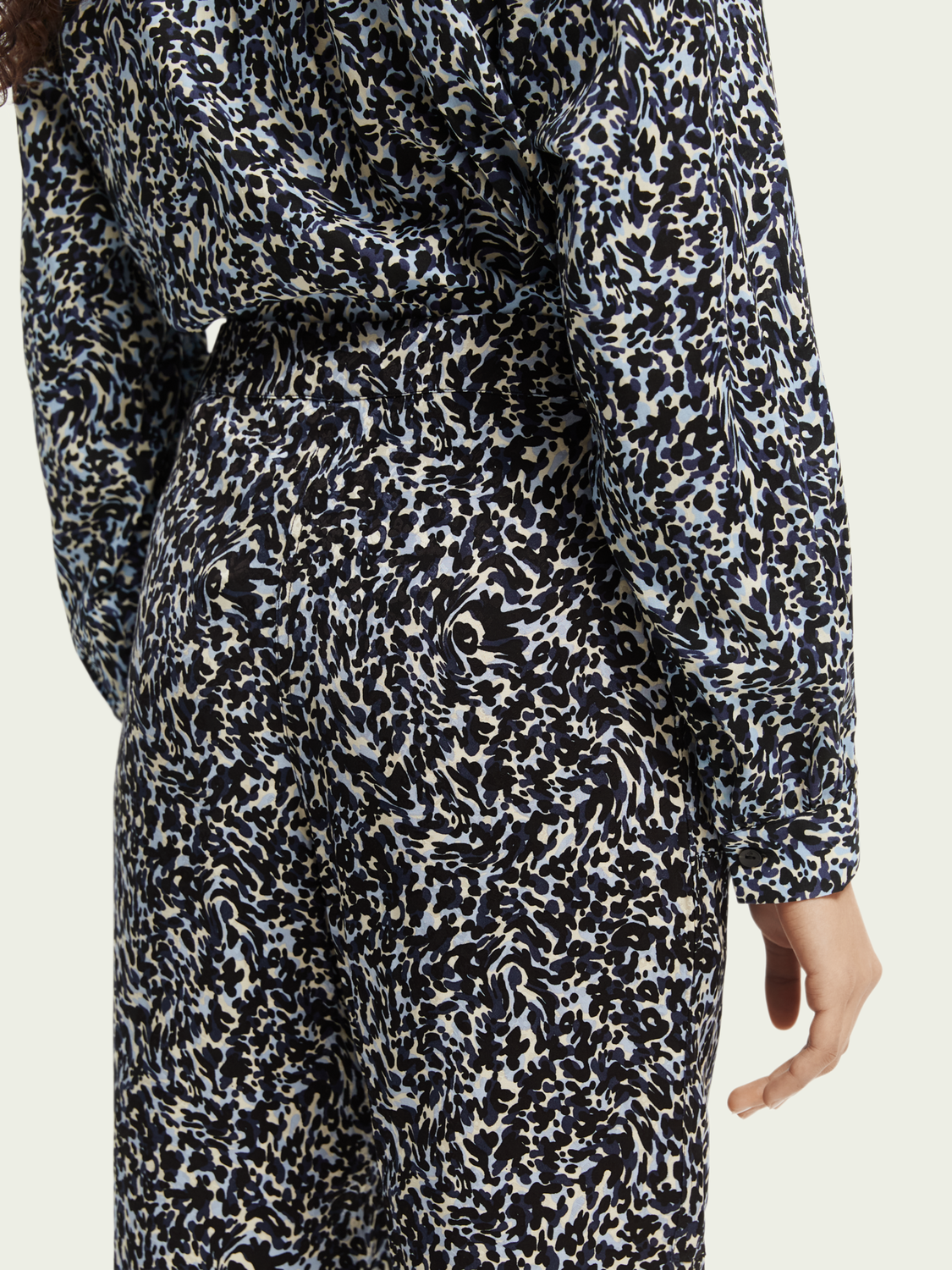 Joshy High-Rise Tapered Cargo Trousers | scotch & soda outlet