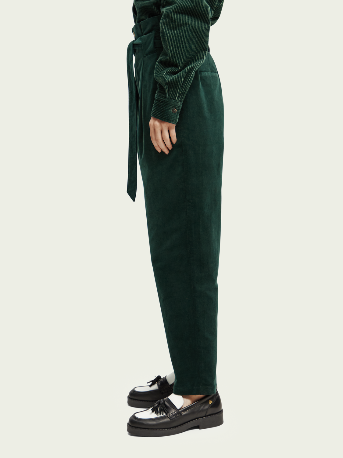 The Daisy - High-Rise Paper Bag Trousers | scotch & soda outlet